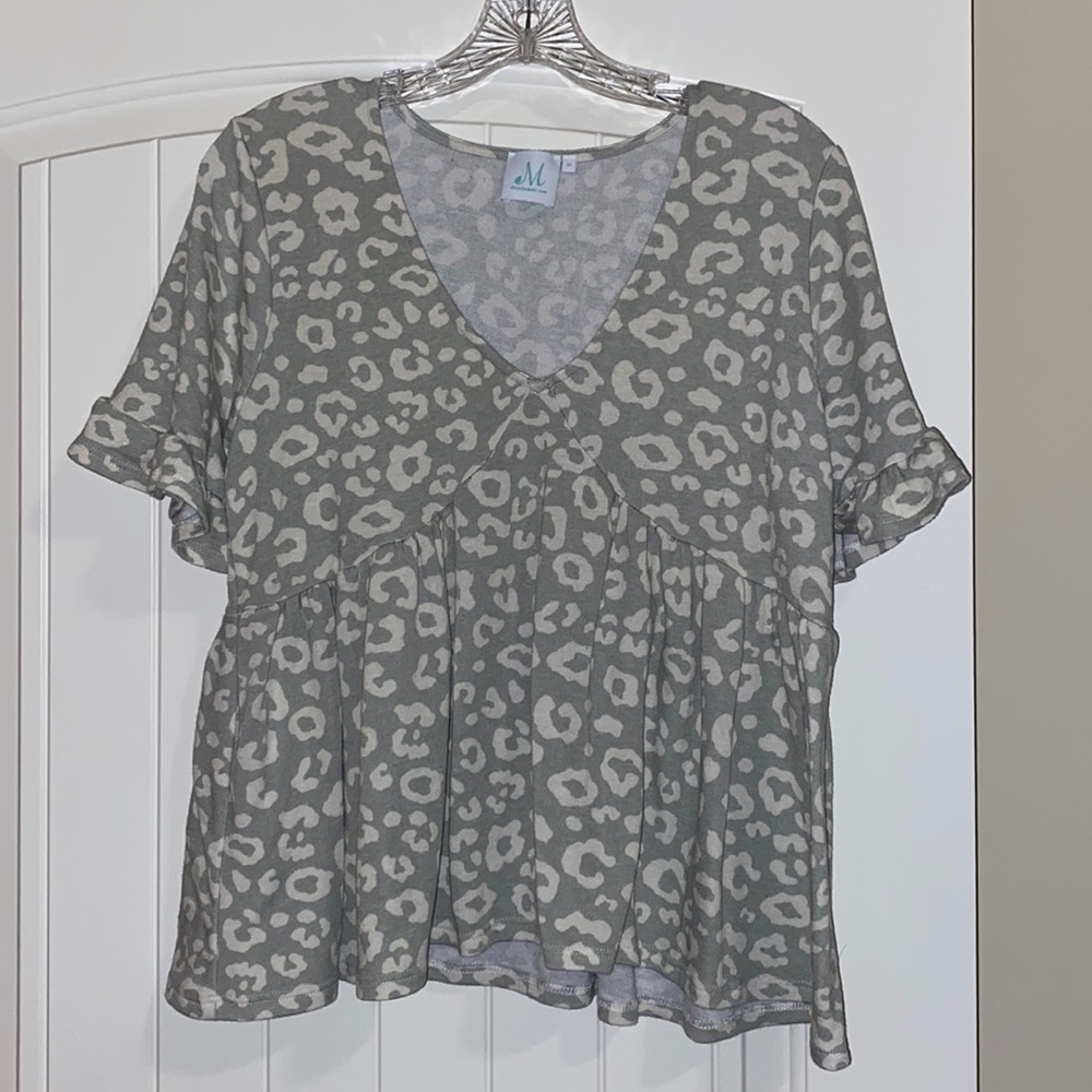 Women’s Leopard Top